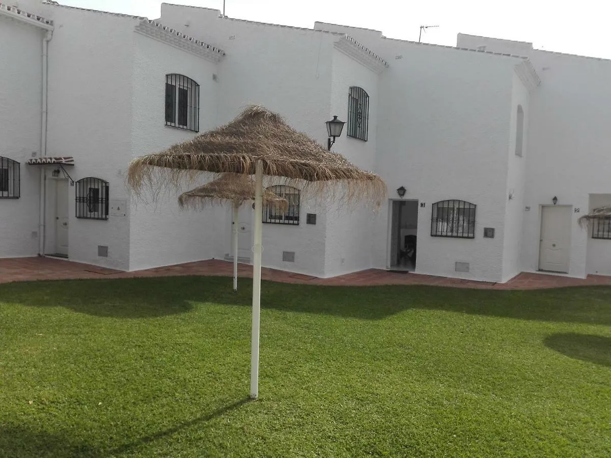 Residencial Los Pinos 3 Nerja 0*,